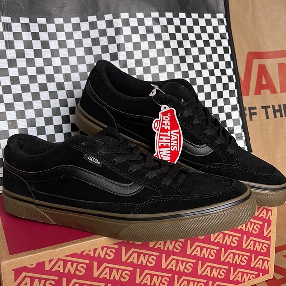 Vans Men’s Bearcat Black/Dark Gum sneakers Bearcat
Black/Dark Gum
VN000DT239L - Picture 6 of 16